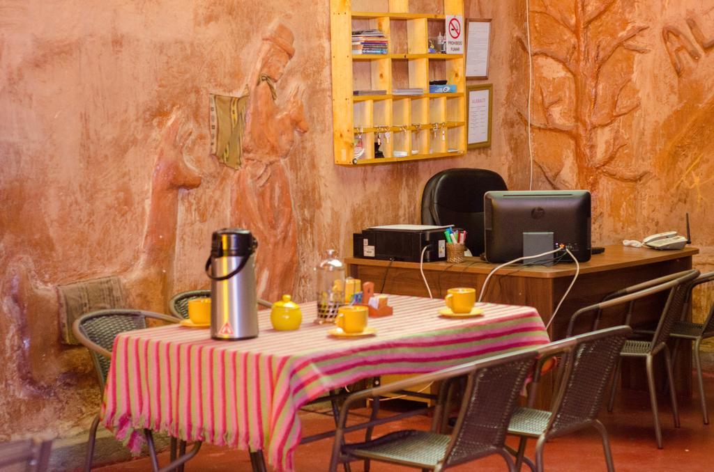 Hostal Alabalti Сан-Педро-де-Атакама Экстерьер фото