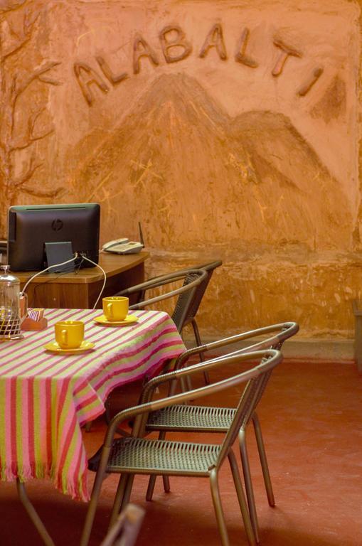 Hostal Alabalti Сан-Педро-де-Атакама Экстерьер фото